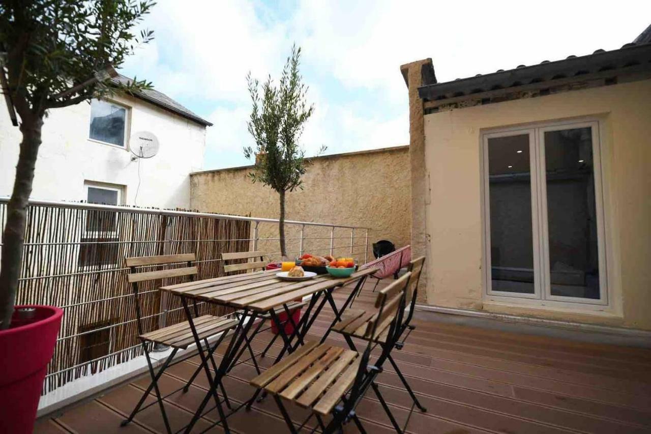 An Authentic Experience With Spa In The Center Poitiers Buitenkant foto