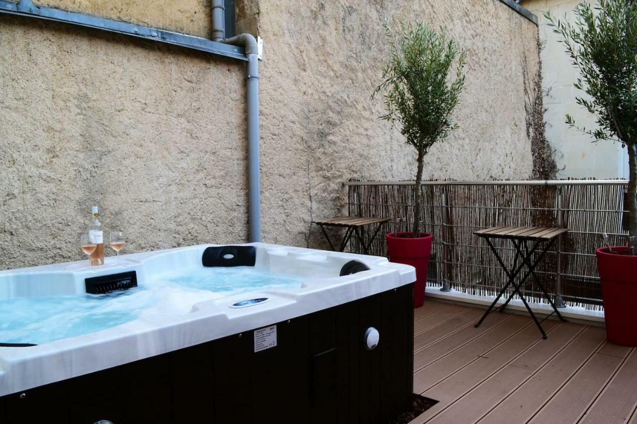 An Authentic Experience With Spa In The Center Poitiers Buitenkant foto